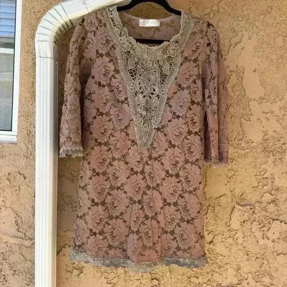 Yahada lace dress size M - Picture 1 of 9